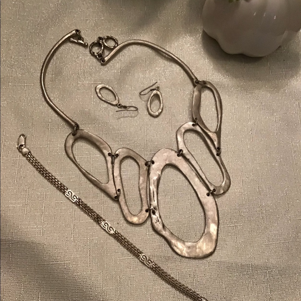Necklace Set